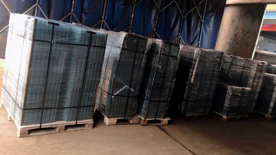 Flated Channel Pallet Racking Drahtdecks Pulverbeschichtung 50x50mm